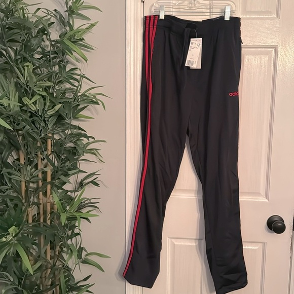 Adidas 3 stripe tricot track pants NWT L - Picture 1 of 7